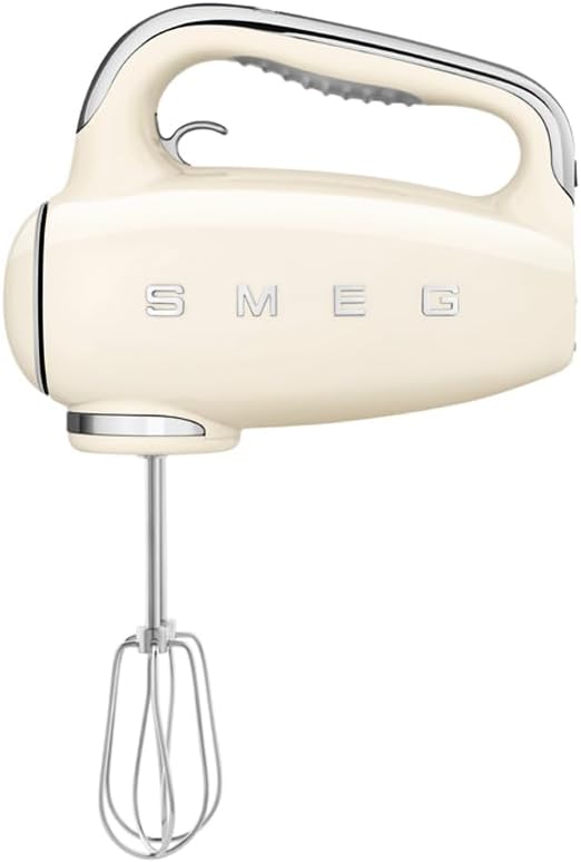 Batedeira Portátil SMEG Creme Retrô 9 Velocidades 220W Display LED Turbo Acessórios em Inox Bolsa de Armazenamento 110V